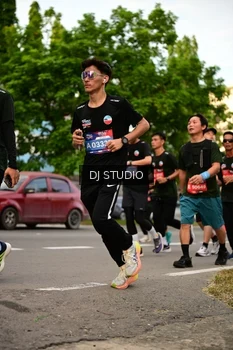 Runner Photo 4148852