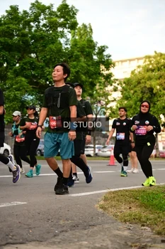 Runner Photo 4148868