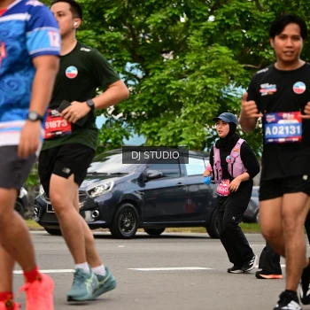 Runner Photo 4149001