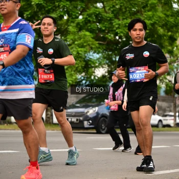Runner Photo 4149002
