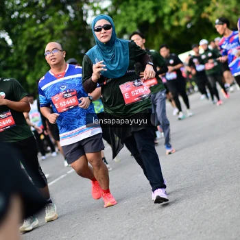 Runner Photo 4149020