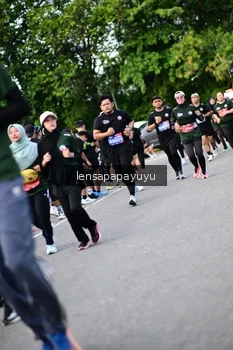 Runner Photo 4149049
