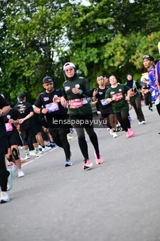 Runner Photo 4149093