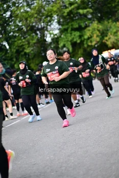 Runner Photo 4149111