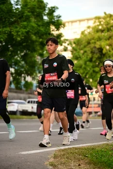 Runner Photo 4149132