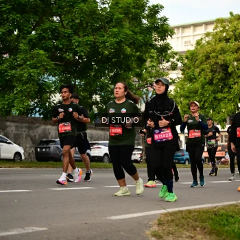 Runner Photo 4149133
