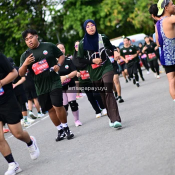 Runner Photo 4149134