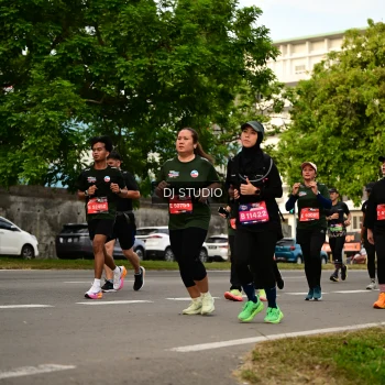 Runner Photo 4149136