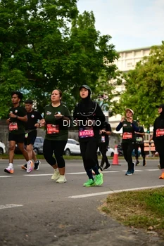 Runner Photo 4149143