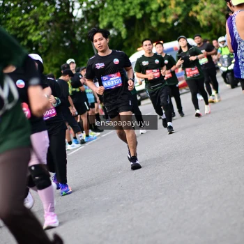 Runner Photo 4149150