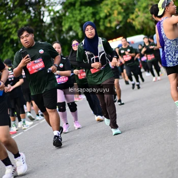 Runner Photo 4149154