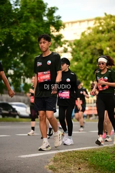 Runner Photo 4149157