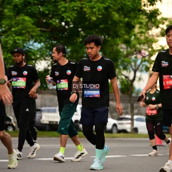 Runner Photo 4149174