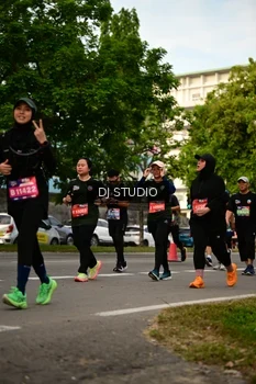 Runner Photo 4149175