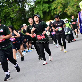 Runner Photo 4149187