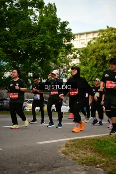 Runner Photo 4149195