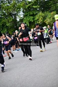 Runner Photo 4149199