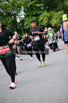 Runner Photo 4149208