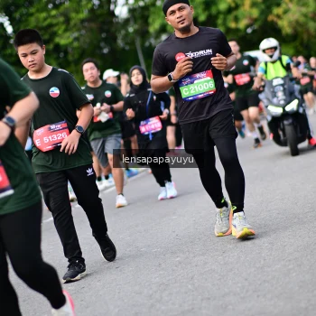 Runner Photo 4149218