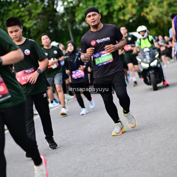 Runner Photo 4149221