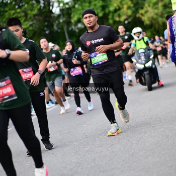 Runner Photo 4149224