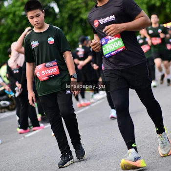 Runner Photo 4149248