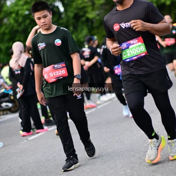 Runner Photo 4149251
