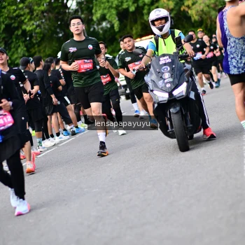 Runner Photo 4149262