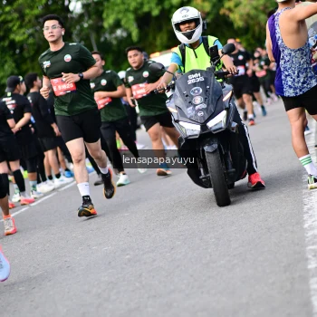 Runner Photo 4149271