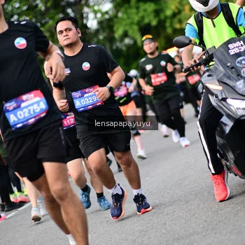 Runner Photo 4149336