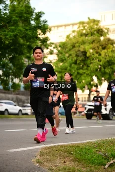 Runner Photo 4149338