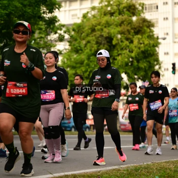Runner Photo 4149373