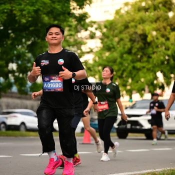 Runner Photo 4149378