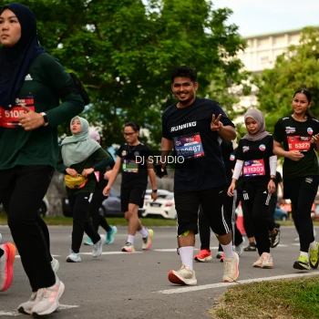 Runner Photo 4149398