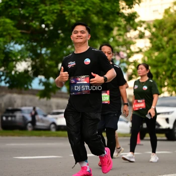 Runner Photo 4149400