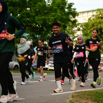 Runner Photo 4149403
