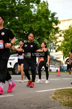 Runner Photo 4149421