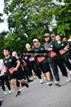 Runner Photo 4149438