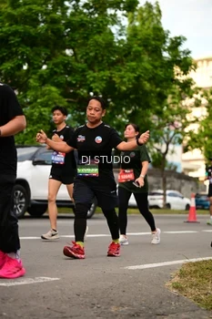 Runner Photo 4149448