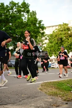 Runner Photo 4149452