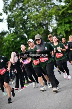 Runner Photo 4149461