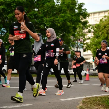 Runner Photo 4149469