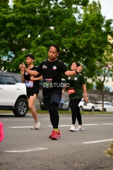 Runner Photo 4149474