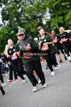 Runner Photo 4149479