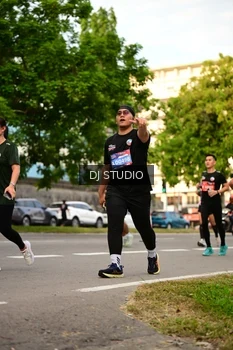 Runner Photo 4149488