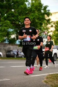Runner Photo 4149492