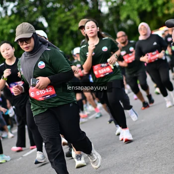 Runner Photo 4149496
