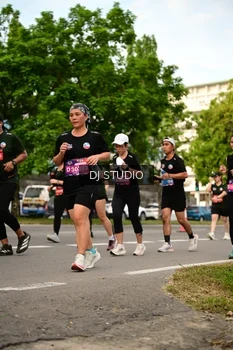 Runner Photo 4149534