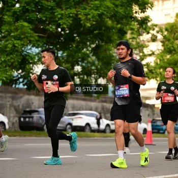 Runner Photo 4149600
