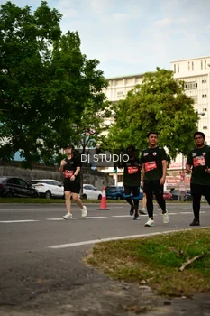 Runner Photo 4149641